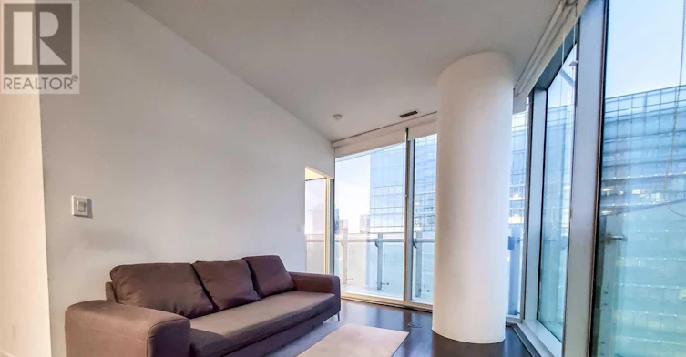 4110-12 York Street, Toronto, ON, M5J 2Z2 - 3