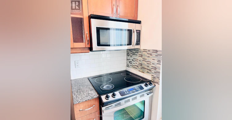 911-18 Holmes Avenue, Toronto, ON, M2N 0E1 - 7
