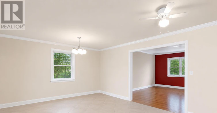 374 Irene Drive, Georgina, ON, L4P 3B2 - 3