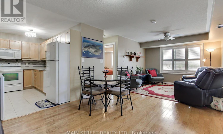 305-500 Mapleview Drive W