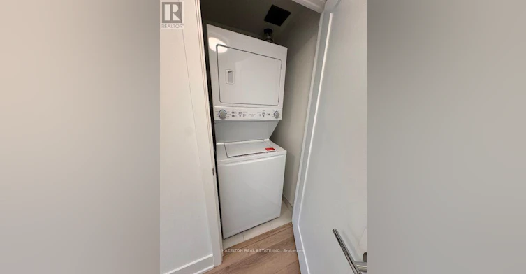 204-8 Manor Road W, Toronto, ON, M4S 0E6 - 12