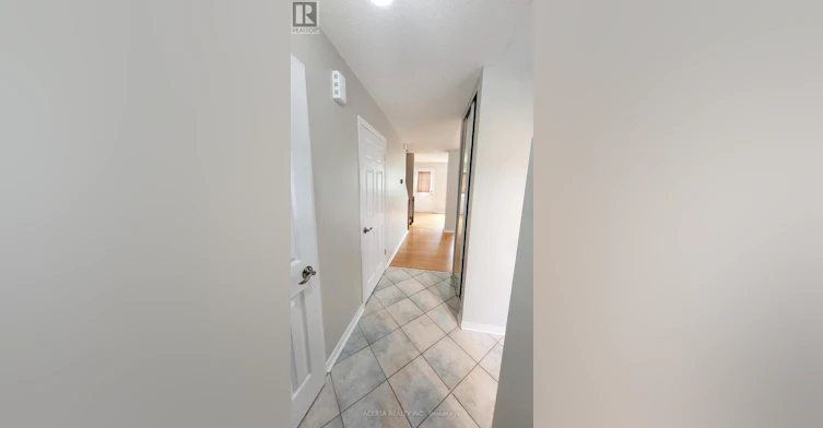 249 Teal Crescent, Ottawa, ON, K1E 2C3 - 7