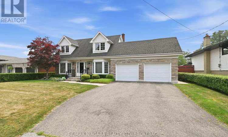 82 Lakeshore Road
