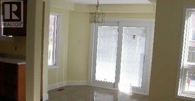 1240 Bantham Street, Mississauga, ON, L5V 1Y8 - 6