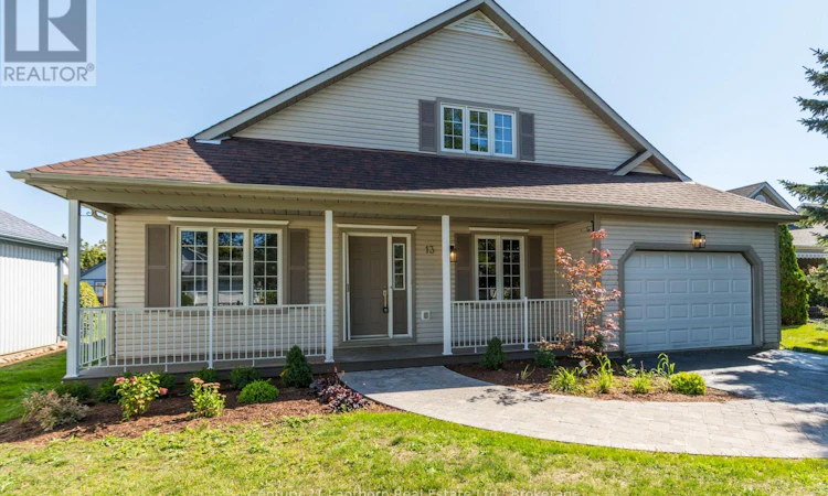 13 Nesbitt Drive