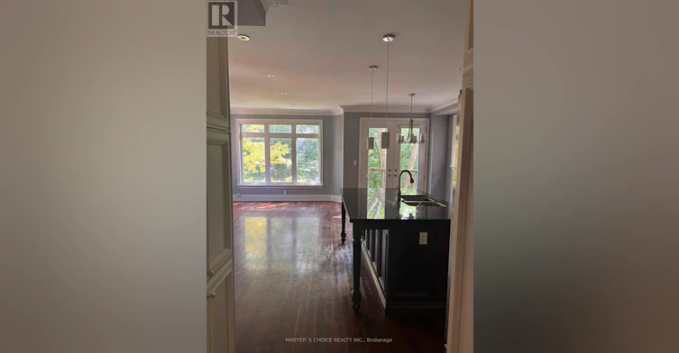 21 Leona Drive, Toronto, ON, M2N 4V3 - 7