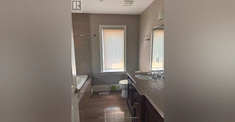 21 Leona Drive, Toronto, ON, M2N 4V3 - 10