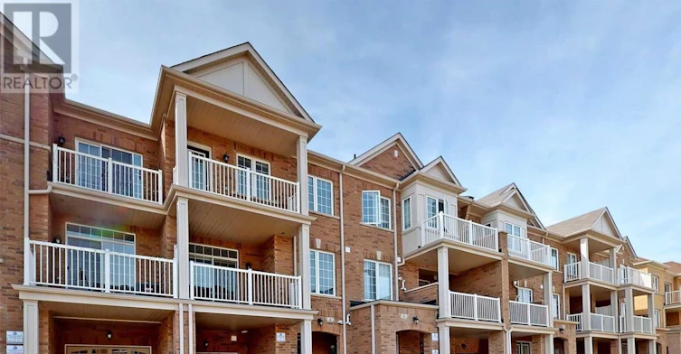 4 Haymarket Drive, Brampton, ON, L4A 5C3 - 2
