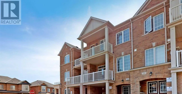 4 Haymarket Drive, Brampton, ON, L4A 5C3 - 3