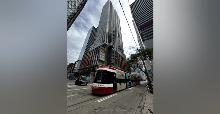 1120-400 King Street W, Toronto, ON, M5V 0X8