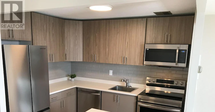 PH 10-1100 Caven Street, Mississauga, ON, L5G 4N3 - 2