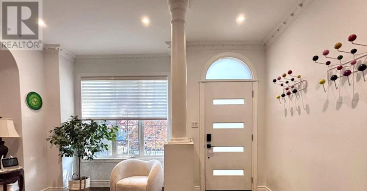 UPPER-162 Claremont Street, Toronto, ON, M6J 2M8 - 5