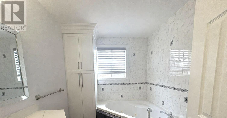 UPPER-162 Claremont Street, Toronto, ON, M6J 2M8 - 16