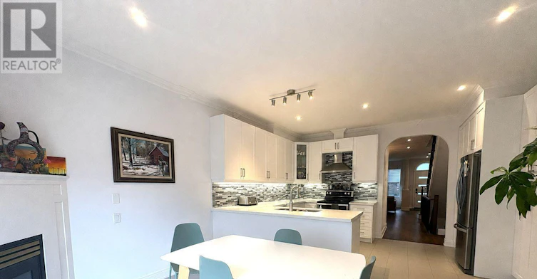 UPPER-162 Claremont Street, Toronto, ON, M6J 2M8 - 10