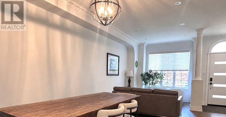 UPPER-162 Claremont Street, Toronto, ON, M6J 2M8 - 6