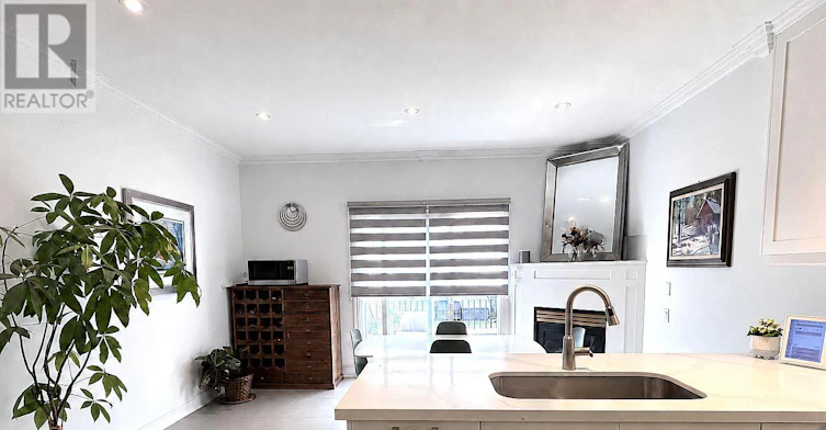UPPER-162 Claremont Street, Toronto, ON, M6J 2M8 - 8