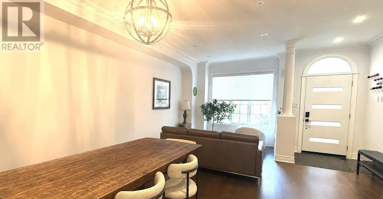 UPPER-162 Claremont Street, Toronto, ON, M6J 2M8 - 4
