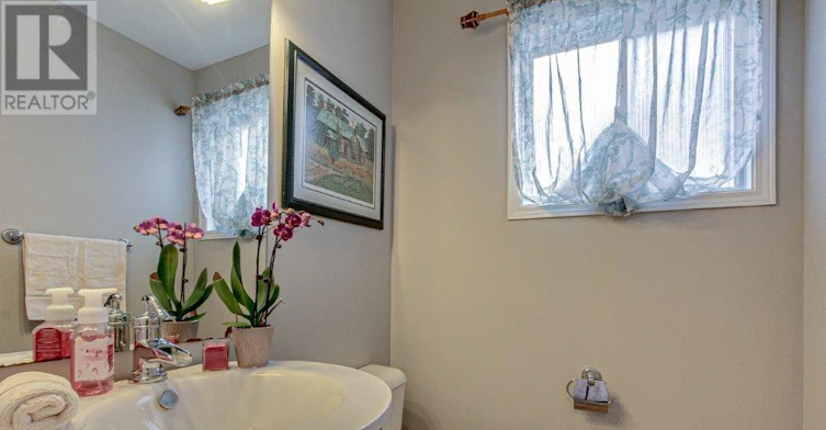 91 Meadowridge Road, London, ON, N6H 5E6 - 3