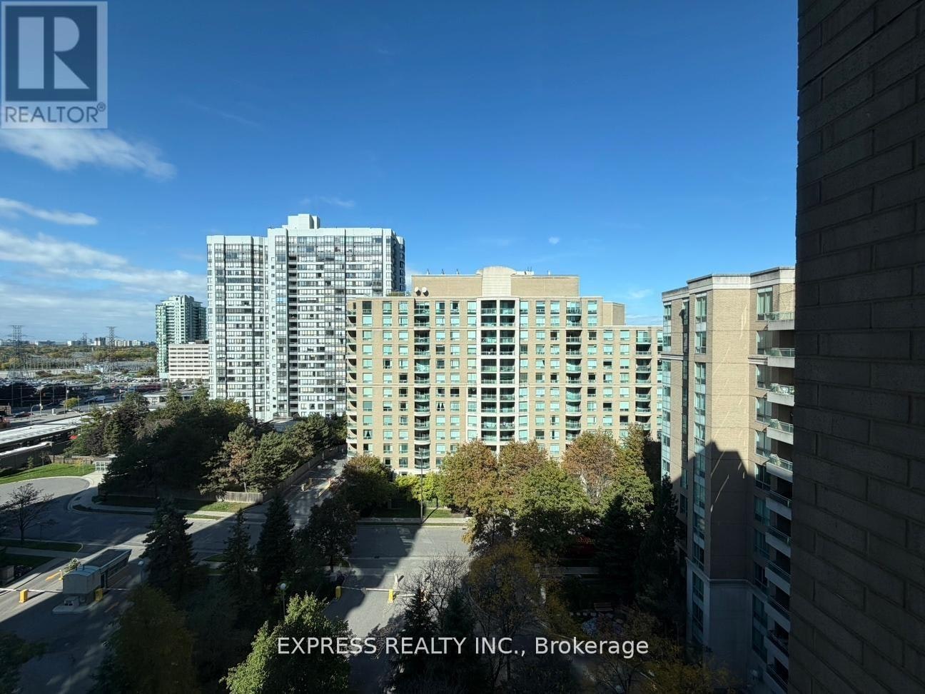 1106-29 Pemberton Avenue, Toronto, ON, M2M 4L5 - 9