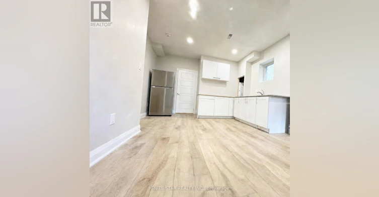1388 Grigg Gardens, Oakville, ON, L6H 7W8 - 2