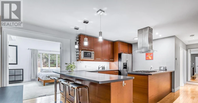 438 Mile Road WEST, London, ON, N6H 3M2 - 7