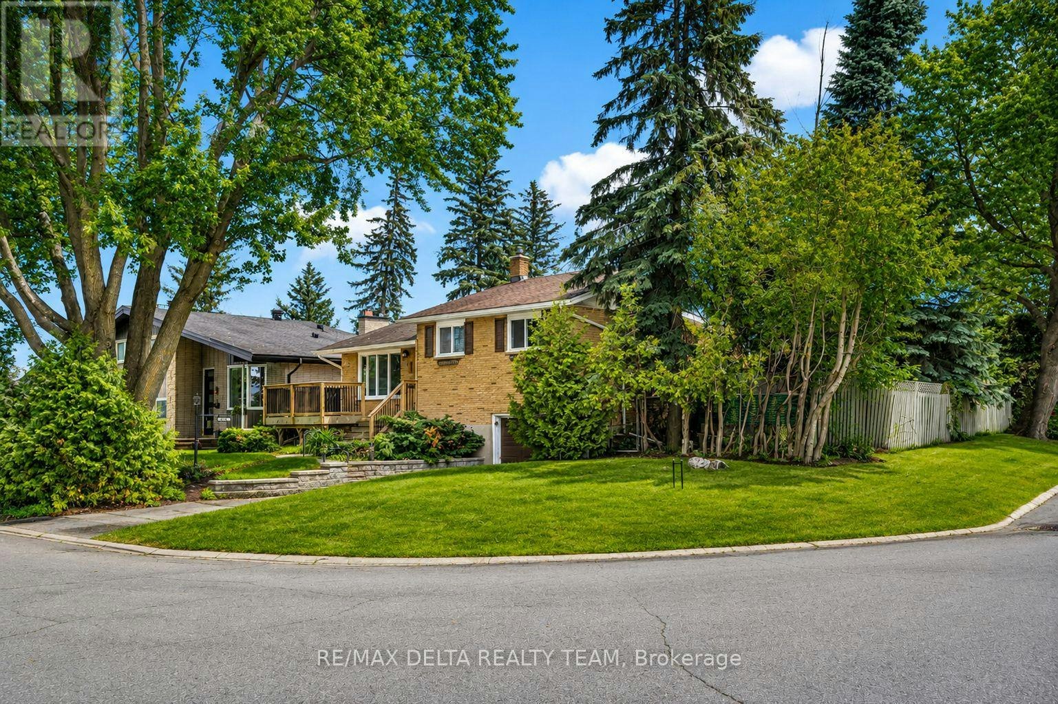 841 Balsam Drive, Ottawa, ON, K1E 1B8