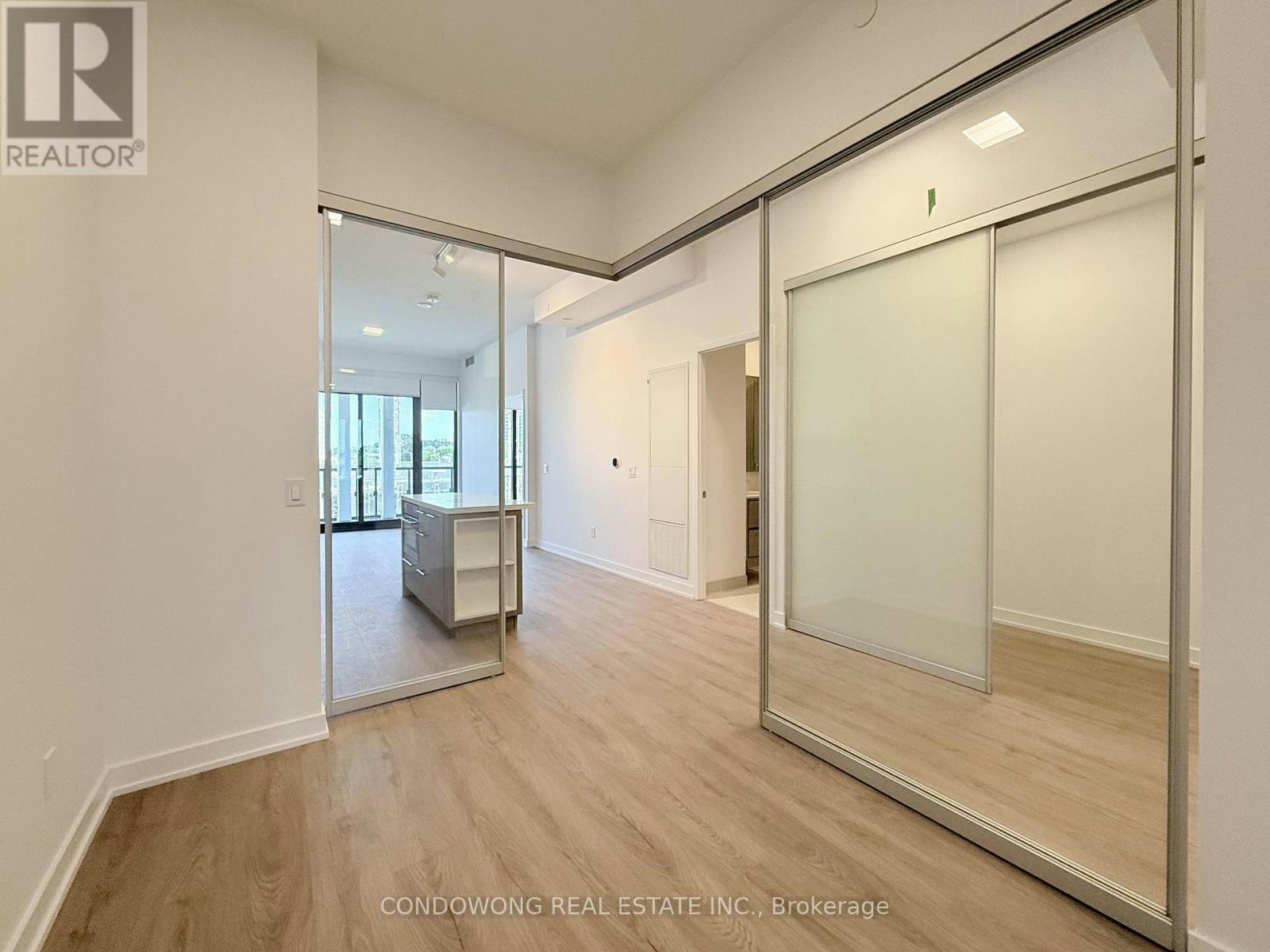 212-29 Green Trail Court, Toronto, ON, M2K 0J9 - 15
