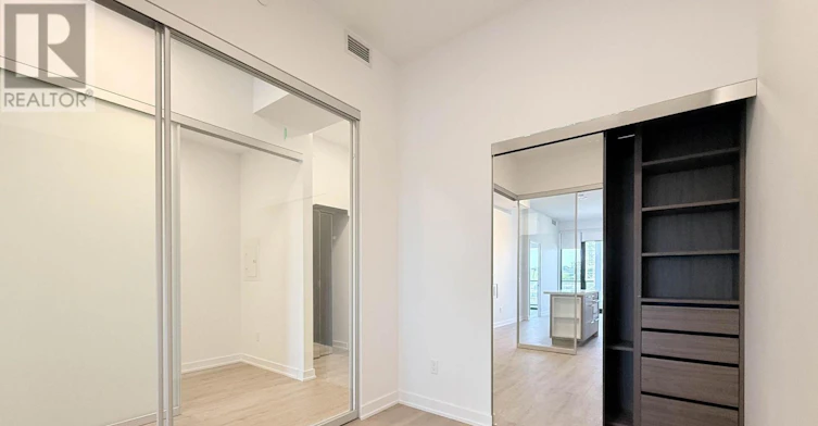 212-29 Green Trail Court, Toronto, ON, M2K 0J9 - 14