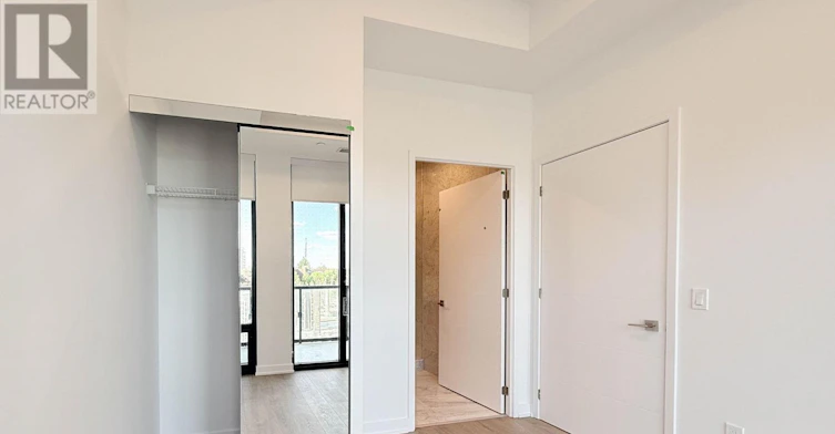 212-29 Green Trail Court, Toronto, ON, M2K 0J9 - 9