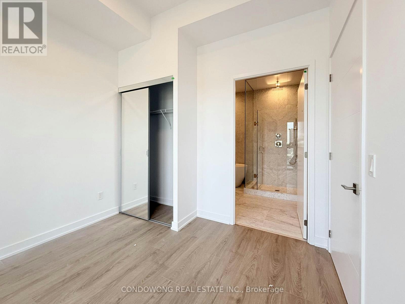 212-29 Green Trail Court, Toronto, ON, M2K 0J9 - 8