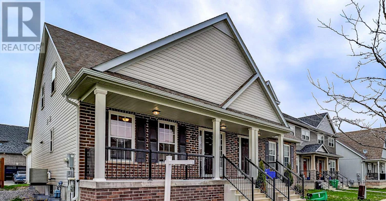 931 Broadway Boulevard, Peterborough, ON, K9H 0J2 - 2