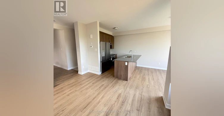 286 Les Emmerson Drive S, Ottawa, ON, K2J 7L1 - 4