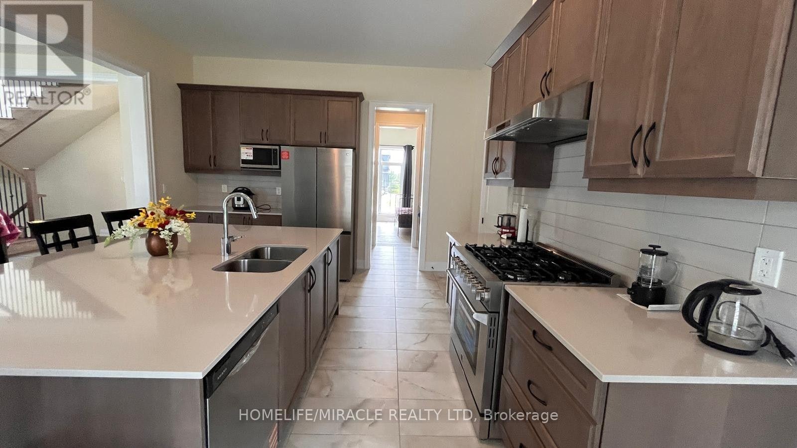 6 Aldwinckle Avenue, Oro-Medonte, ON, L0L 2L0 - 9