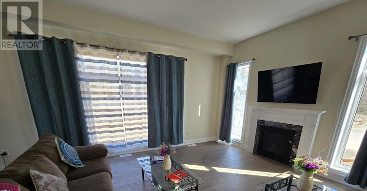 6 Aldwinckle Avenue, Oro-Medonte, ON, L0L 2L0 - 4