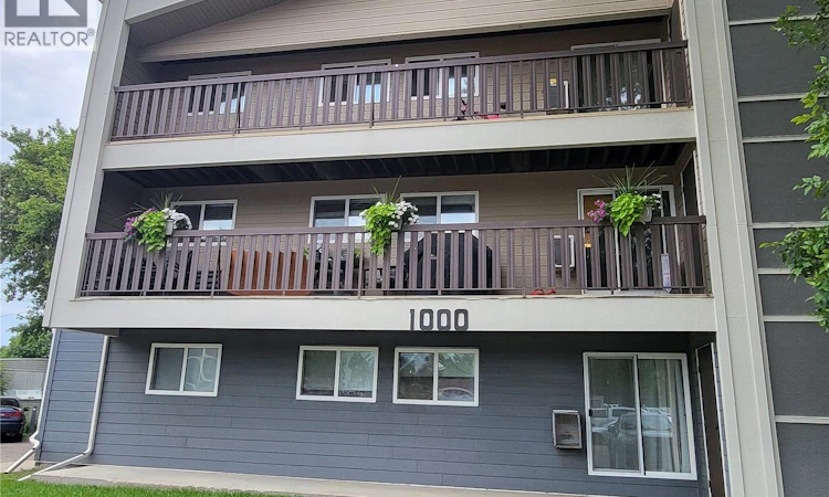 1026-425 115th Street E
