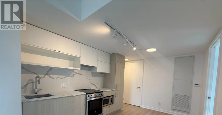 2015-100 Queen Street E, Toronto, ON, M5C 0B5 - 2