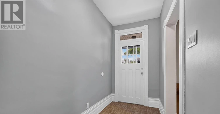 293 Olmstead Street, Ottawa, ON, K1L 7J9 - 8