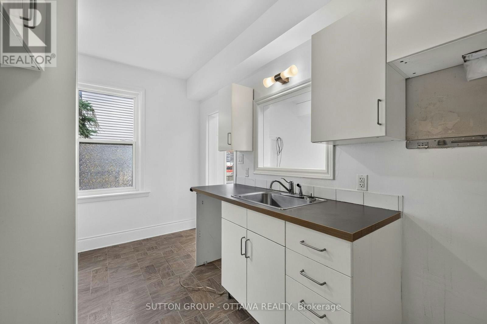 293 Olmstead Street, Ottawa, ON, K1L 7J9 - 17