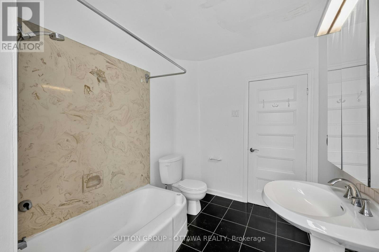 293 Olmstead Street, Ottawa, ON, K1L 7J9 - 26