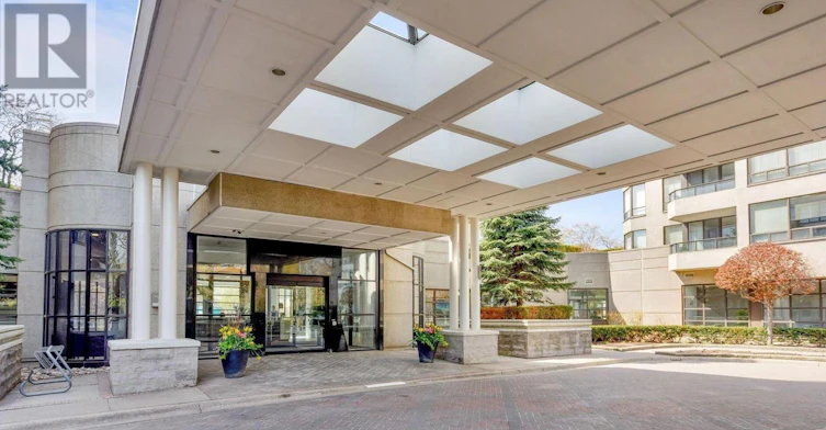 2011-1 Aberfoyle Crescent, Toronto, ON, M8X 2X8 - 3