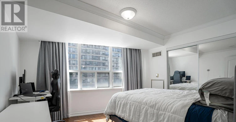 305-33 Elm Drive W, Mississauga, ON, L5B 4M2 - 14