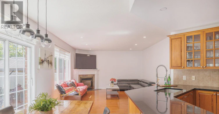 2884 Brigham Way, Ottawa, ON, K1T 3Y8 - 11