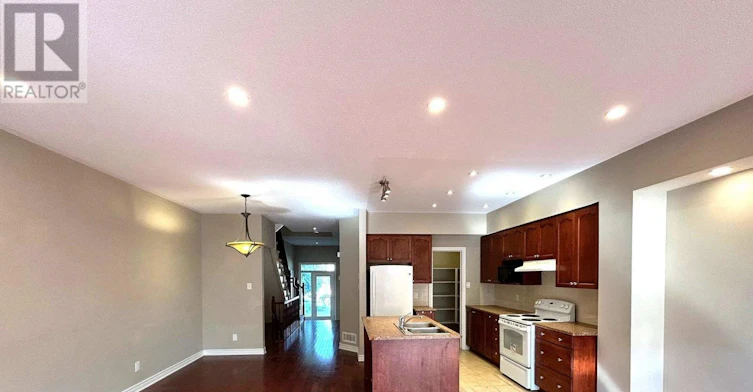 862 Fletcher Circle, Ottawa, ON, K2T 0B9 - 4