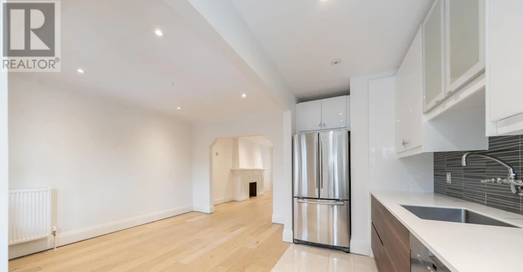 MAIN-107 Chatsworth Drive, Toronto, ON, M4R 1R8 - 8