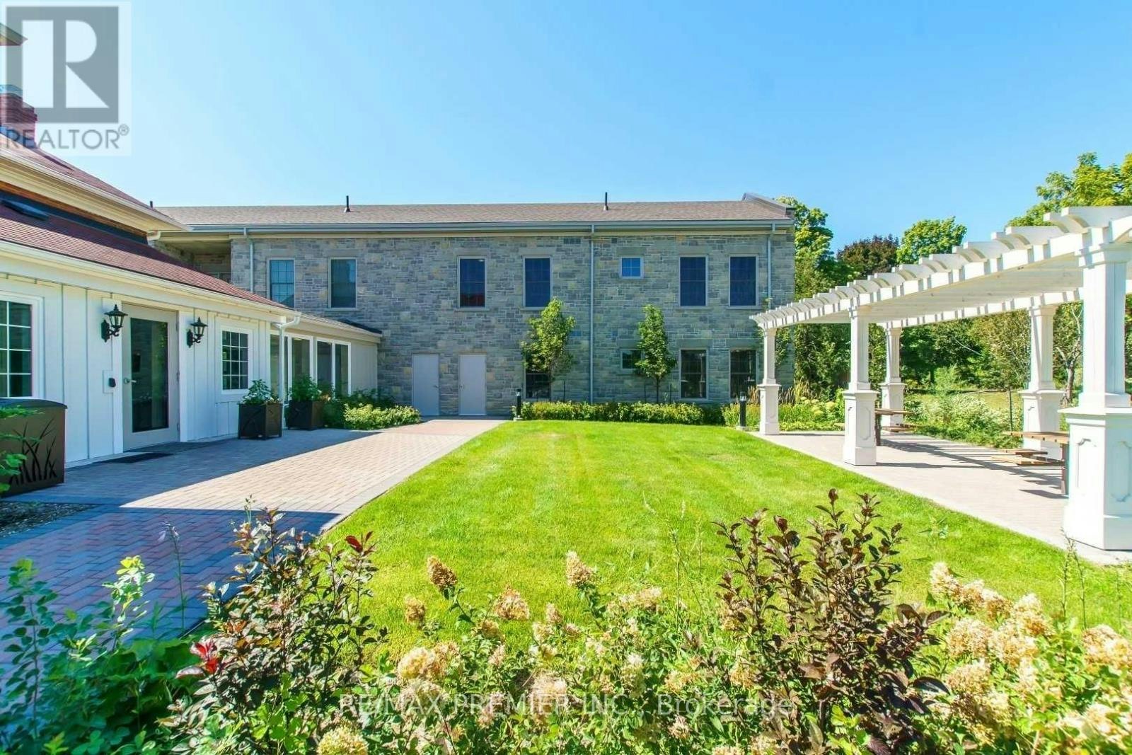 212-10360 Islington Avenue, Vaughan, ON, L0J 1C0 - 15