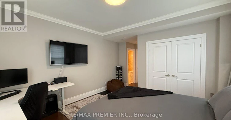 212-10360 Islington Avenue, Vaughan, ON, L0J 1C0 - 8