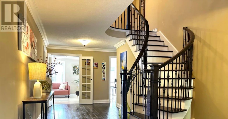 31 Ashfield Drive, Richmond Hill, ON, L4E 2L6 - 4