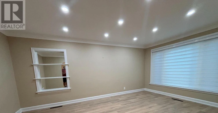 UPPER Floor Suite 54 Hawman Avenue, Vaughan, ON, L4L 1S2 - 17