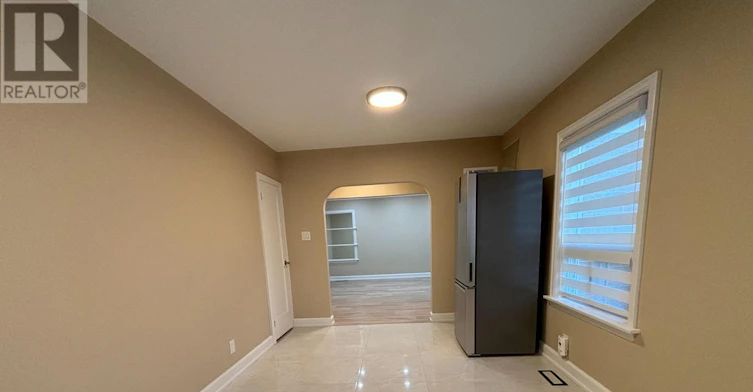 UPPER Floor Suite 54 Hawman Avenue, Vaughan, ON, L4L 1S2 - 7