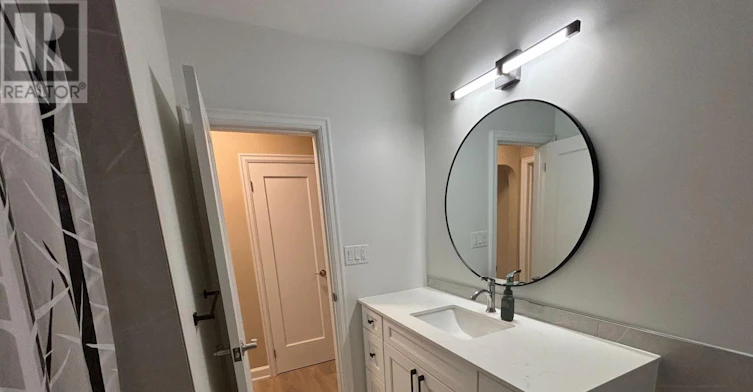 UPPER Floor Suite 54 Hawman Avenue, Vaughan, ON, L4L 1S2 - 13